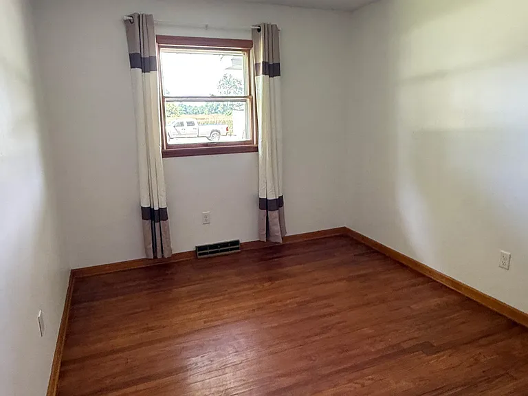 2090 Grange Hall Rd — Photo 23