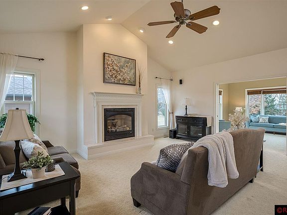 5th image of 108 Woodhill Trl