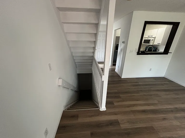 2229 Teardrop Ave — Photo 8