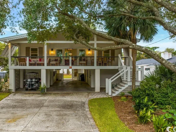 30 Mulberry Ln., Pawleys Island, SC 29585