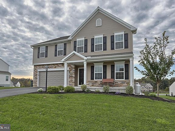 3rd image of 150 Oaken Way #L-0048