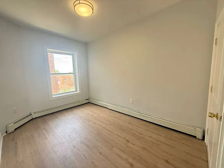 14 Olean Ave #4A — Photo 7