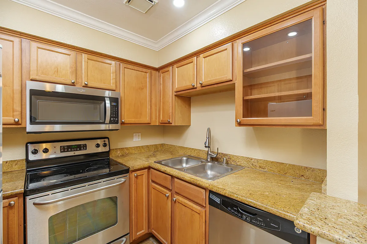 Building Photo - 346 Eastridge Dr