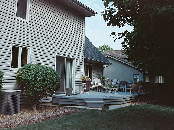 2nd image of 15119 Summerwood Dr