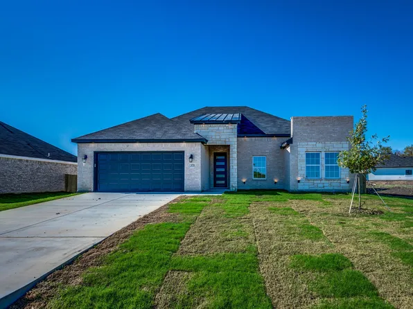 570 E Lamar St, Palmer, TX 75152