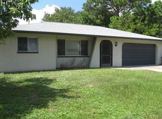 5997 Milne Cir, North Fort Myers, FL 33903