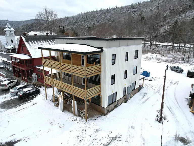 501 Route 5 North - 301 0/1 — Photo 17