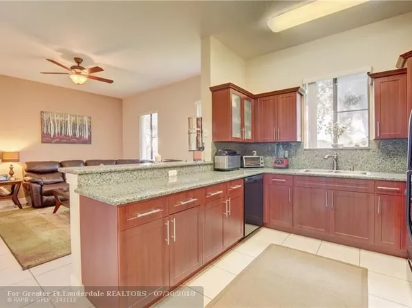 2422 Venetian Way #2422, Boynton Beach, FL 33426