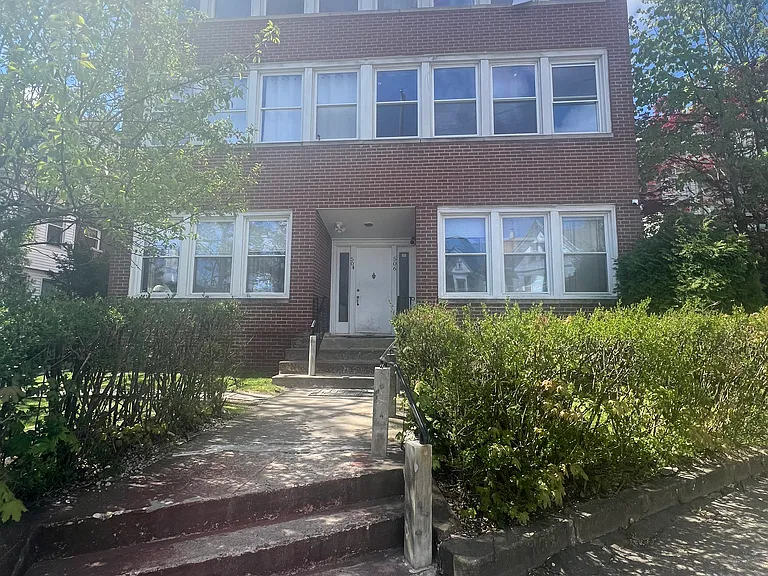 504 W Diamond Ave #2 — Photo 9