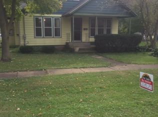 105 W Ottawa St, Troy Grove, IL 61372