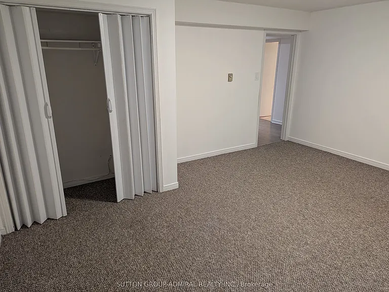 41 Russfax Dr #BASEMENT — Photo 5