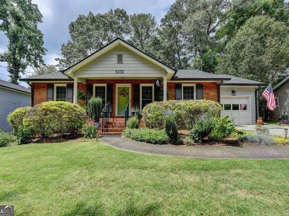 3232 Valaire Dr, Decatur, GA 30033