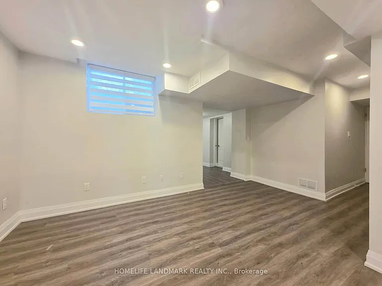 6 Fernwood Ct #A — Photo 10
