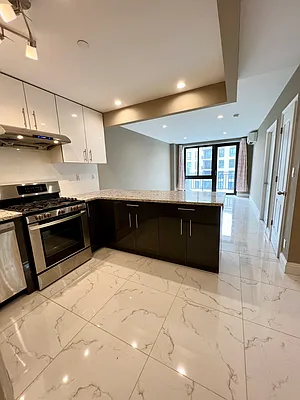 Rented by Keller Williams NYC | media 13