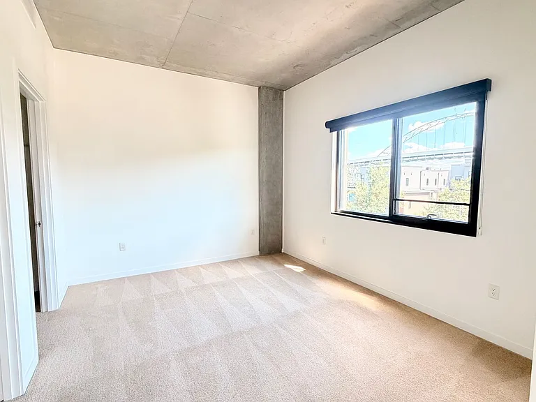1830 NW Riverscape St #403 — Photo 14