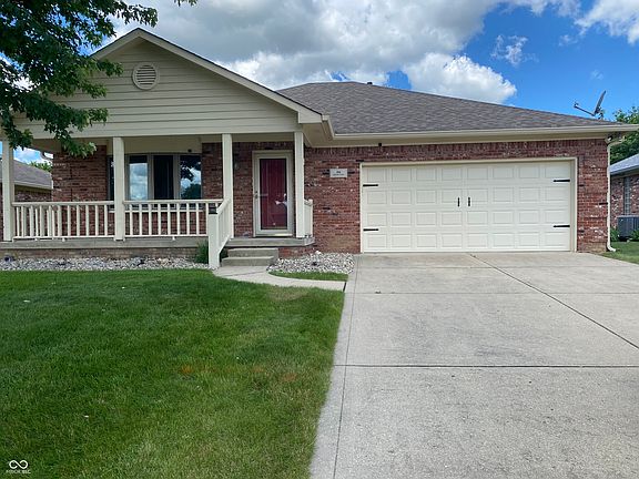 3rd image of 204 Locust Ln