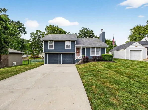 246 NE 82nd St, Kansas City, MO 64118