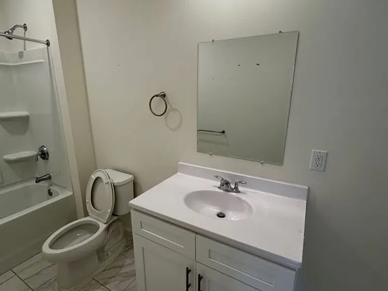 1269 Main St #10B — Photo 9