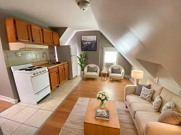 408 E Roosevelt Blvd #3rd, Philadelphia, PA 19120