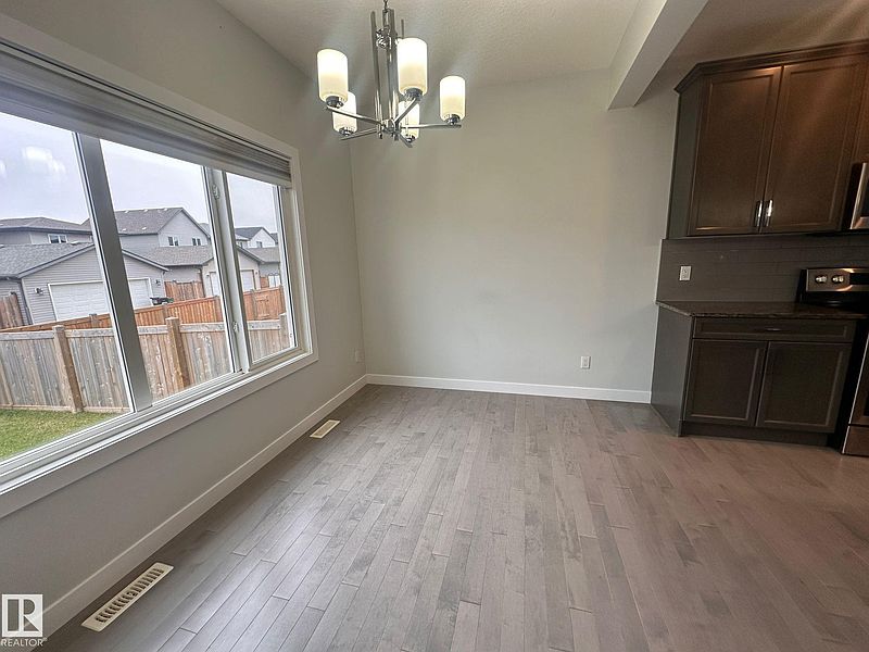 Edmonton House for rent - 3 Bedrooms — photo 8