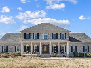 5809 Elkton Dr, Oak Ridge, NC 27310