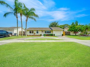 9500 Affirmed Ln, Boca Raton, FL 33496