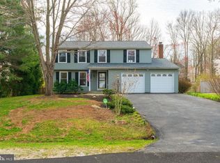 4827 Regiment Ct, Woodbridge, VA 22193