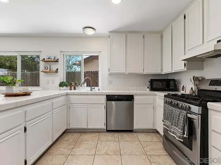 4105 Auburn Ave — Photo 10