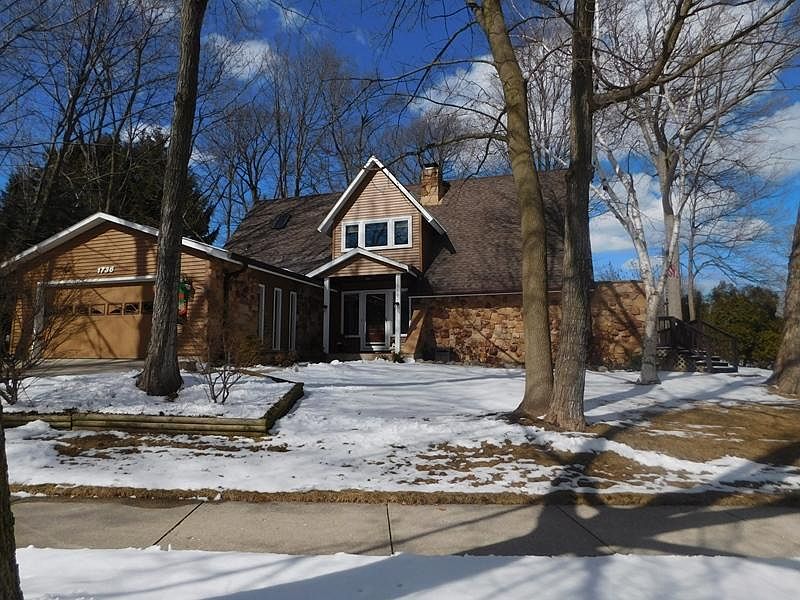 1st image of 1736 Parkwood Blvd