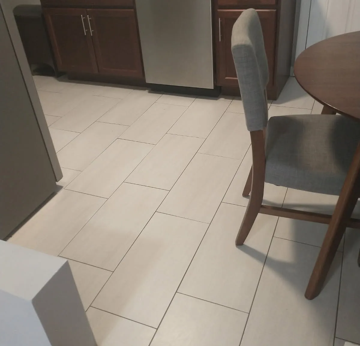 2 bed, 900 sqft, $1,600 — Photo 2
