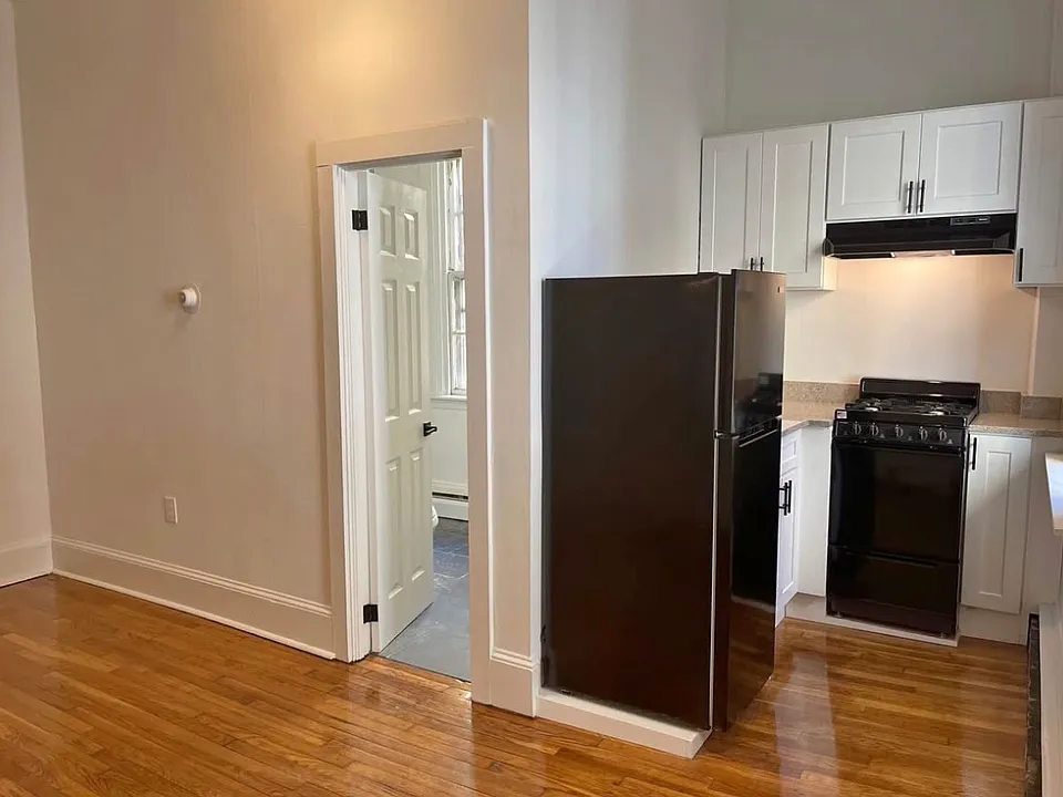 17 7th St #5