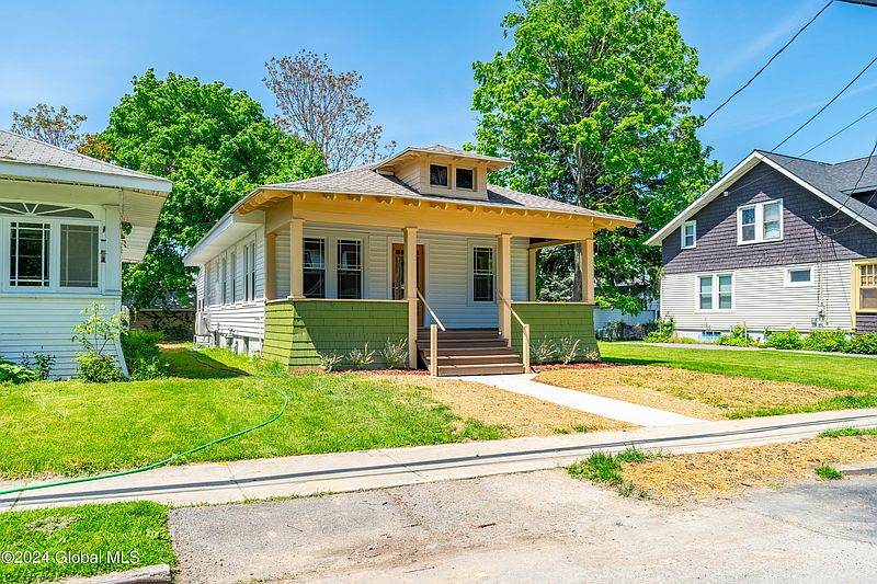 5th image of 1921 9th Street