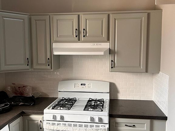 2nd image of 3356 Baychester Ave APT 3
