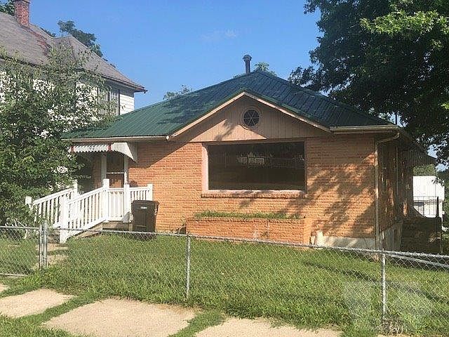 1st image of 302 N Jefferson St