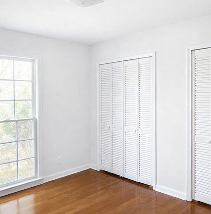 3rd image of 538 Rebecca St