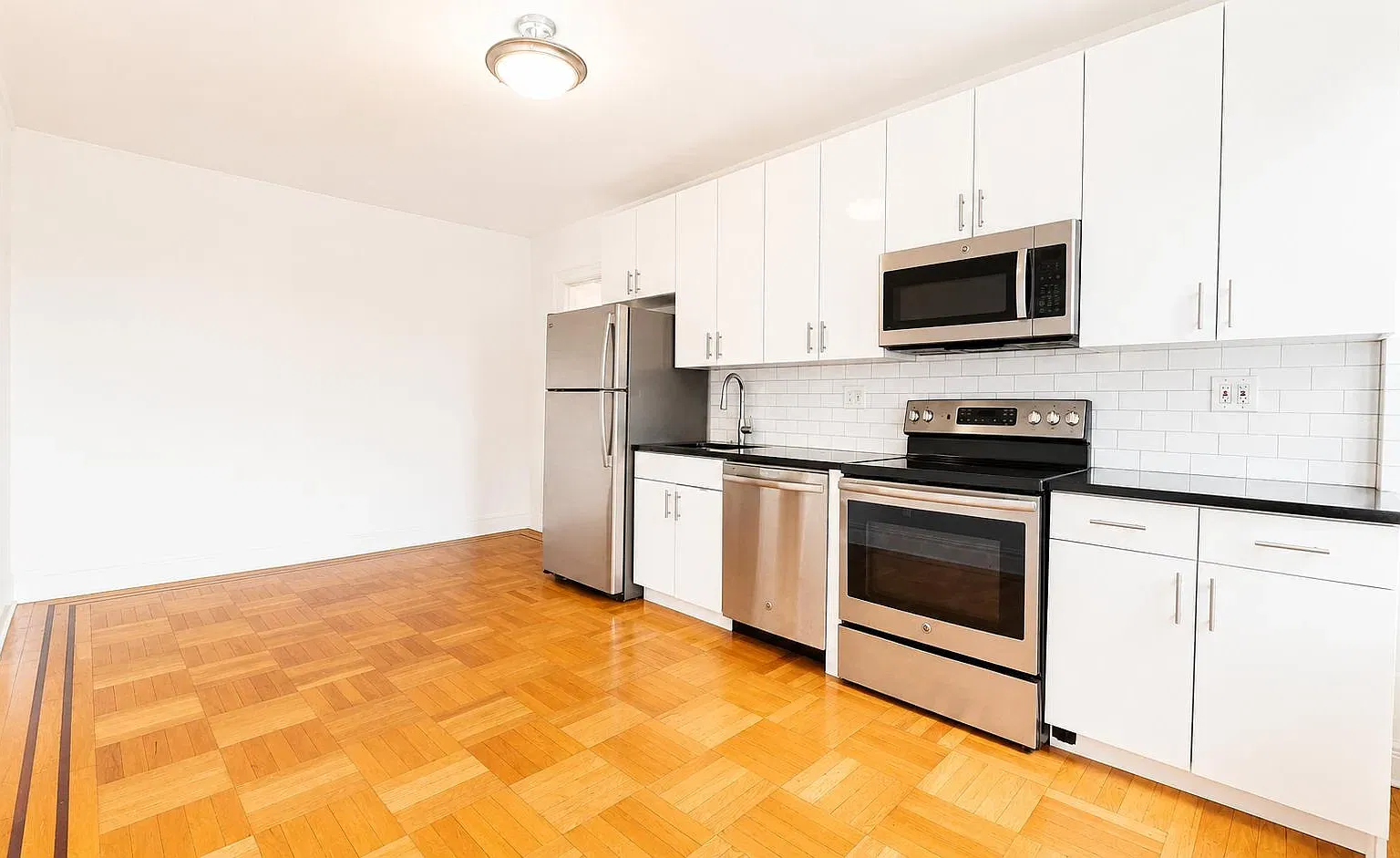 615 Fort Washington Avenue — Photo 3