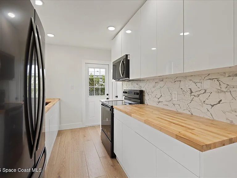 301 W Rutgers St — Photo 29
