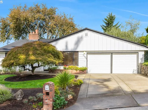 8495 SW Katherine Ln, Portland, OR 97225