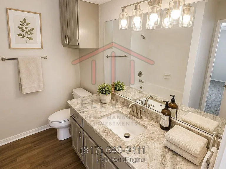 5912 Holiday Ln #B — Photo 16