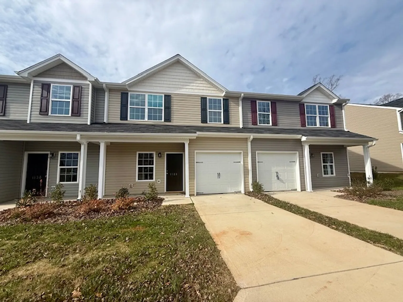 Three bedroom, 2.5 newly constructed townhome in Whitsett — Photo 3