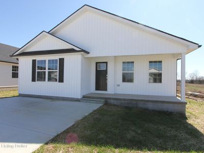 202 Charles Carr Dr, Harrodsburg, KY, 40330