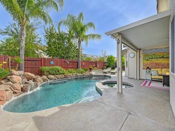 9709 Mountain Vista Cir, Elk Grove, CA 95757