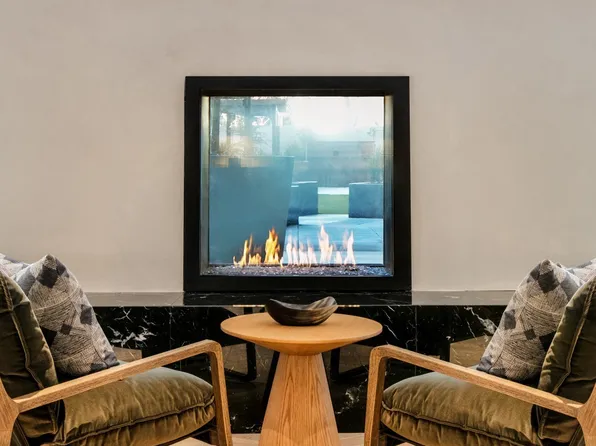 54 Crown Street image 12 of 40