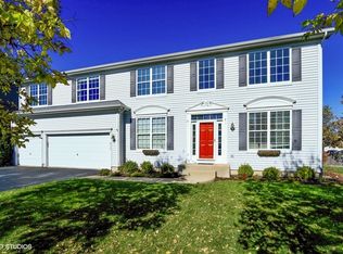 410 Red Cedar Rd, Lake Villa, IL 60046