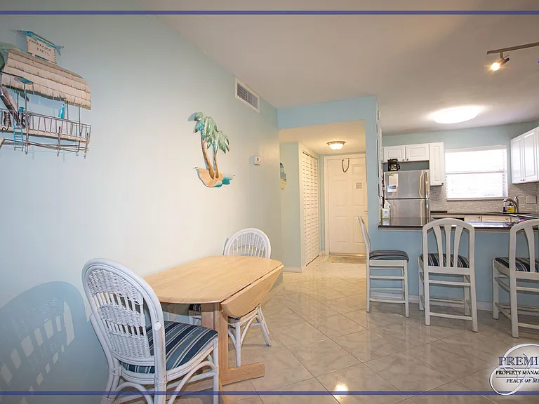 225 Turtle Lake Ct #106 — Photo 19