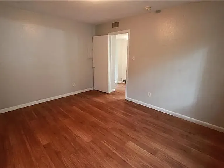 7206 Twin Crest Dr — Photo 11