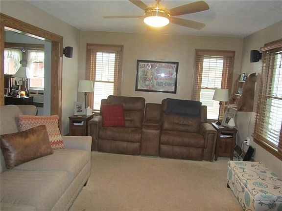 3rd image of 21 Brewer Pl