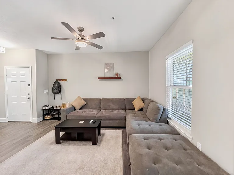 23640 Walden Center Dr #206 — Photo 10
