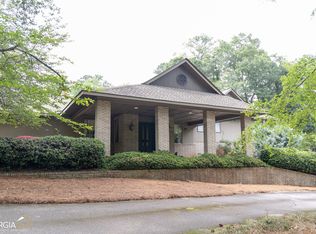 1794 Lincoln Cir, Macon, GA 31211