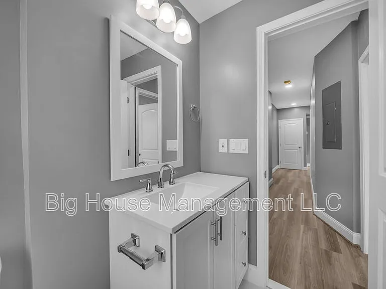 4806 Liberty Heights Ave #3 — Photo 18